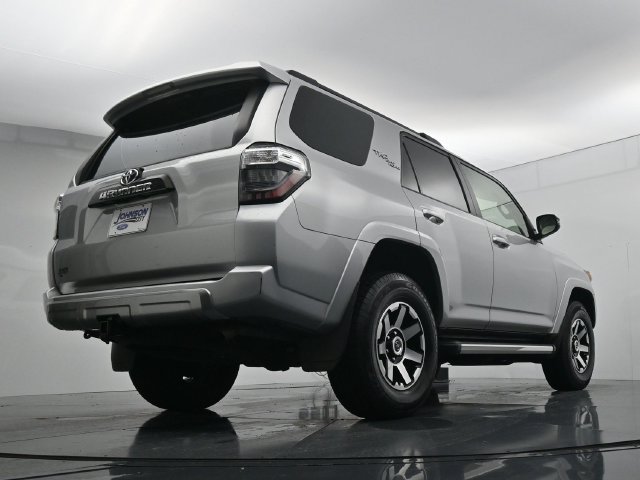 Used 2023 Toyota 4Runner TRD Off-Road Premium w/ Moonroof Package AWD/4WD image 39
