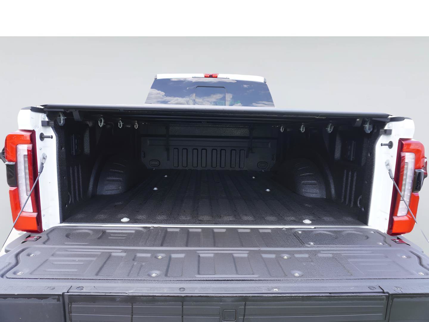 Certified 2025 Ford F250 Platinum AWD/4WD image 29