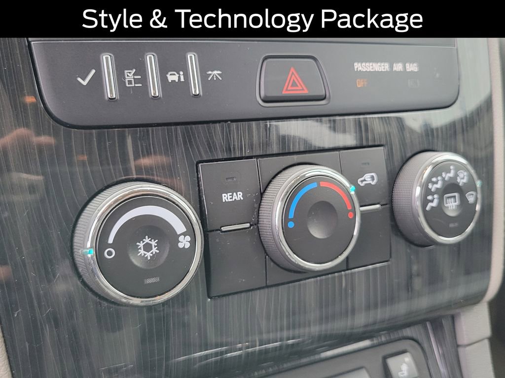 Used 2017 Chevrolet Traverse LT w/ Style and Technology Package AWD/4WD image 27