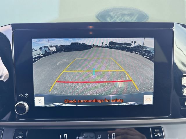 Used 2025 Toyota Camry SE w/ Convenience Package FWD image 26