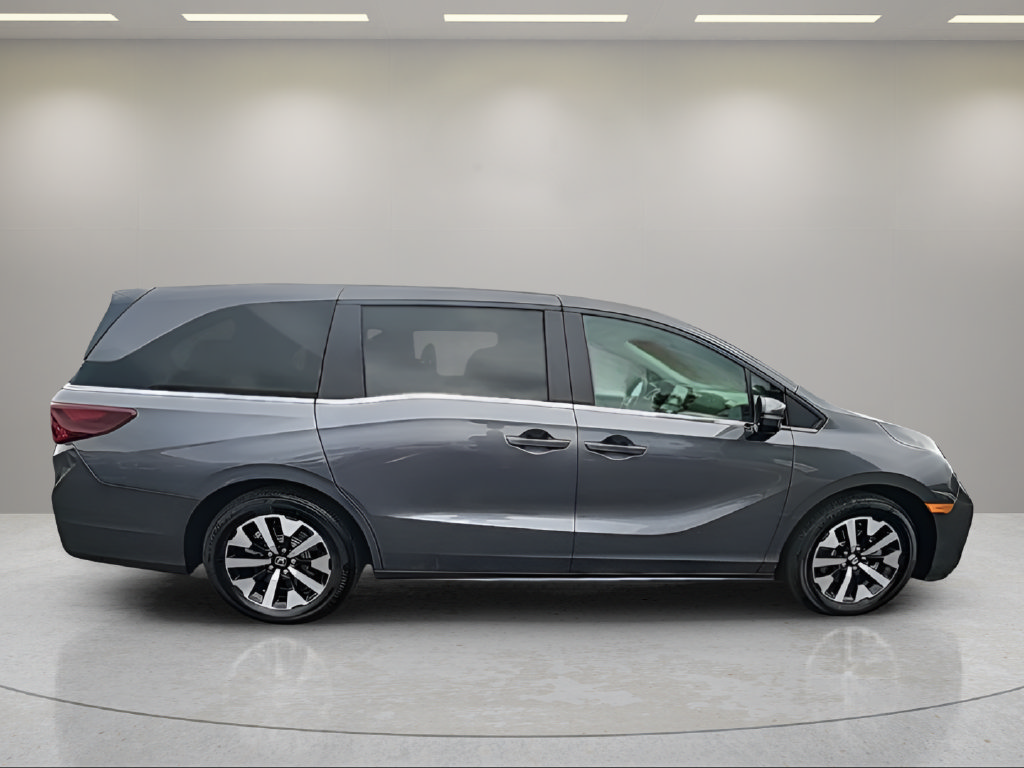 Used 2025 Honda Odyssey EX-L image 11