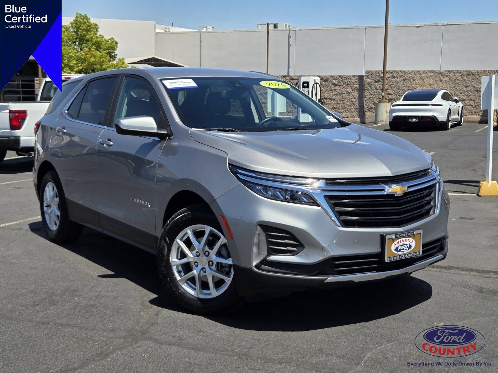 Used 2024 Chevrolet Equinox LT FWD image 1