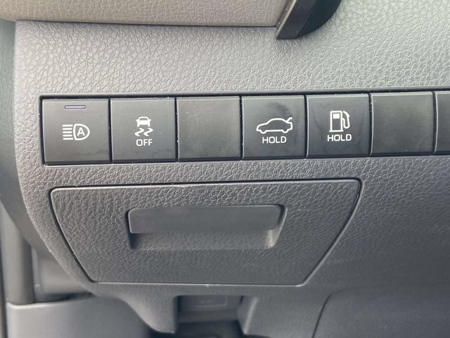 Used 2023 Toyota Camry LE FWD image 17