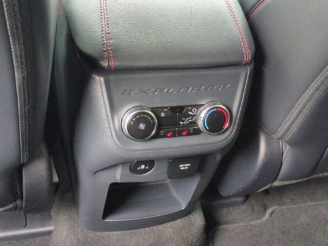 Certified 2026 Ford Explorer ST w/ Sun And Sound Package AWD/4WD image 32
