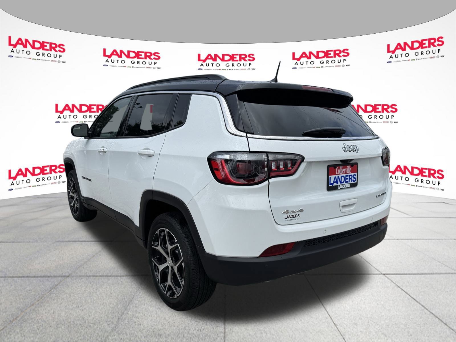 Used 2024 Jeep Compass Limited image 3