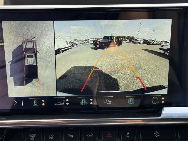 Used 2025 Chevrolet Silverado 2500 LT w/ Safety Package image 29