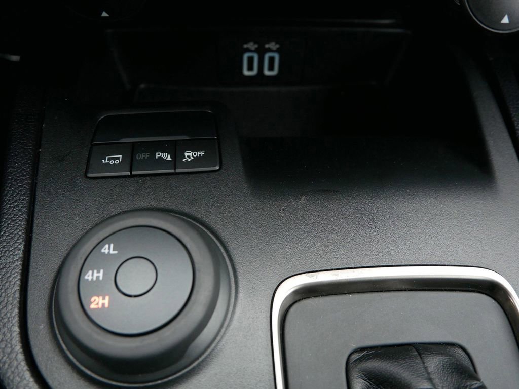 Certified 2023 Ford Ranger XLT w/ Equipment Group 302A High image 26