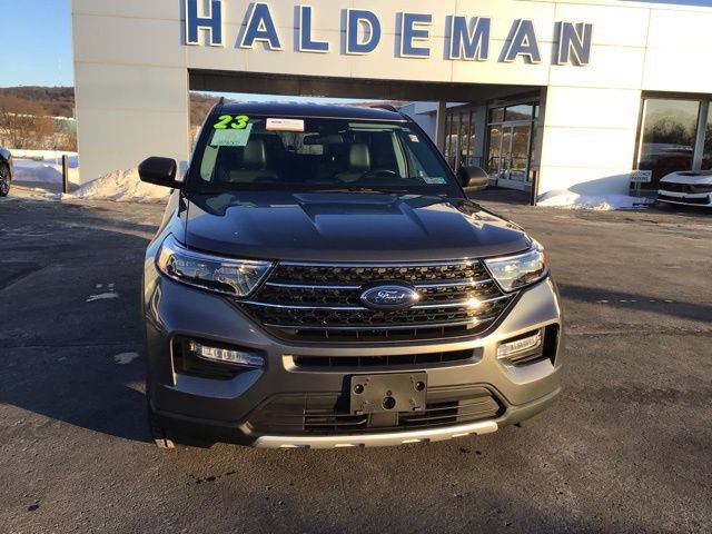 Certified 2023 Ford Explorer XLT w/ Equipment Group 202A image 7