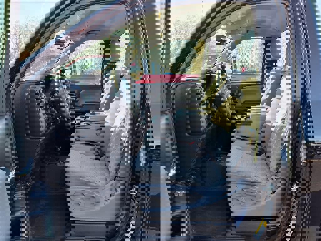 Used 2018 GMC Sierra 1500 4x4 Regular Cab w/ Sierra Convenience Package image 13