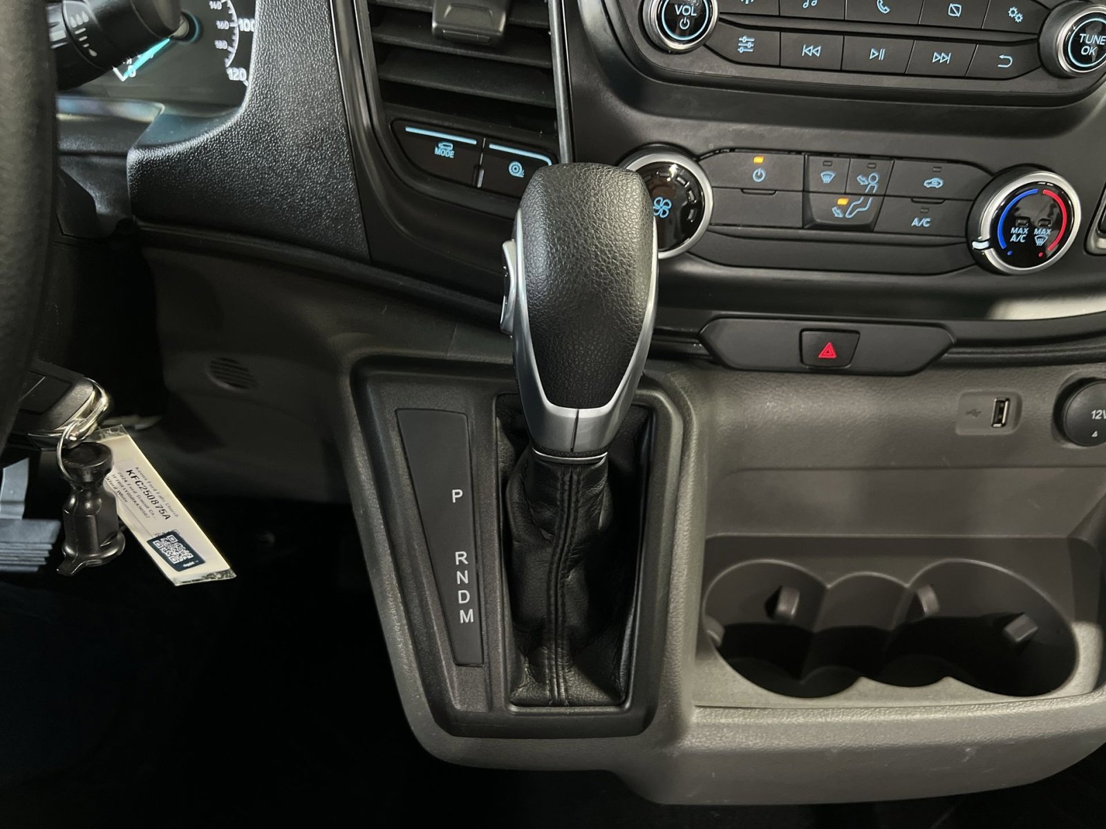 Certified 2024 Ford Transit 250 Low Roof image 21