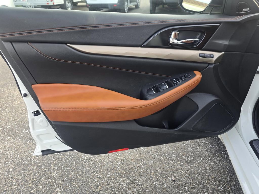 Used 2019 Nissan Maxima Platinum w/ Reserve Package image 18
