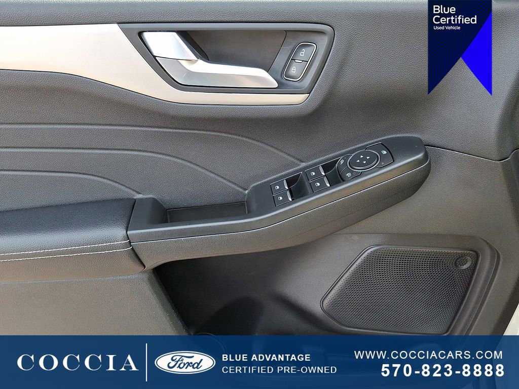 Certified 2022 Ford Escape SEL image 12