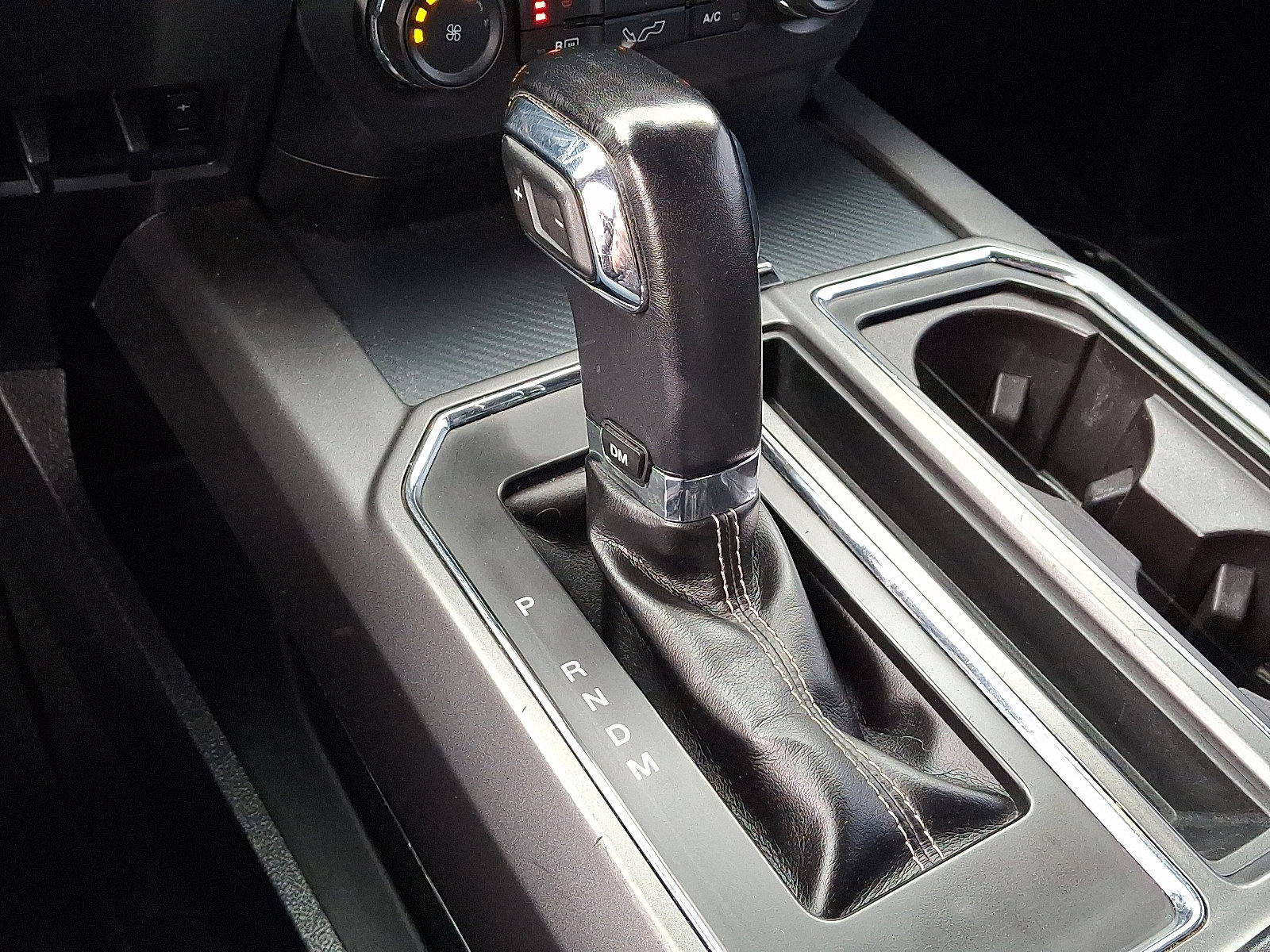 Certified 2019 Ford F150 XLT w/ Equipment Group 302A Luxury image 22