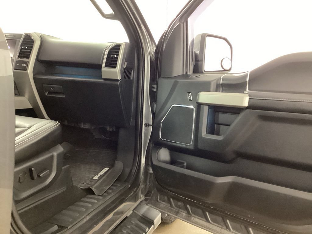 Certified 2019 Ford F150 Lariat w/ Equipment Group 502A Luxury AWD/4WD image 25