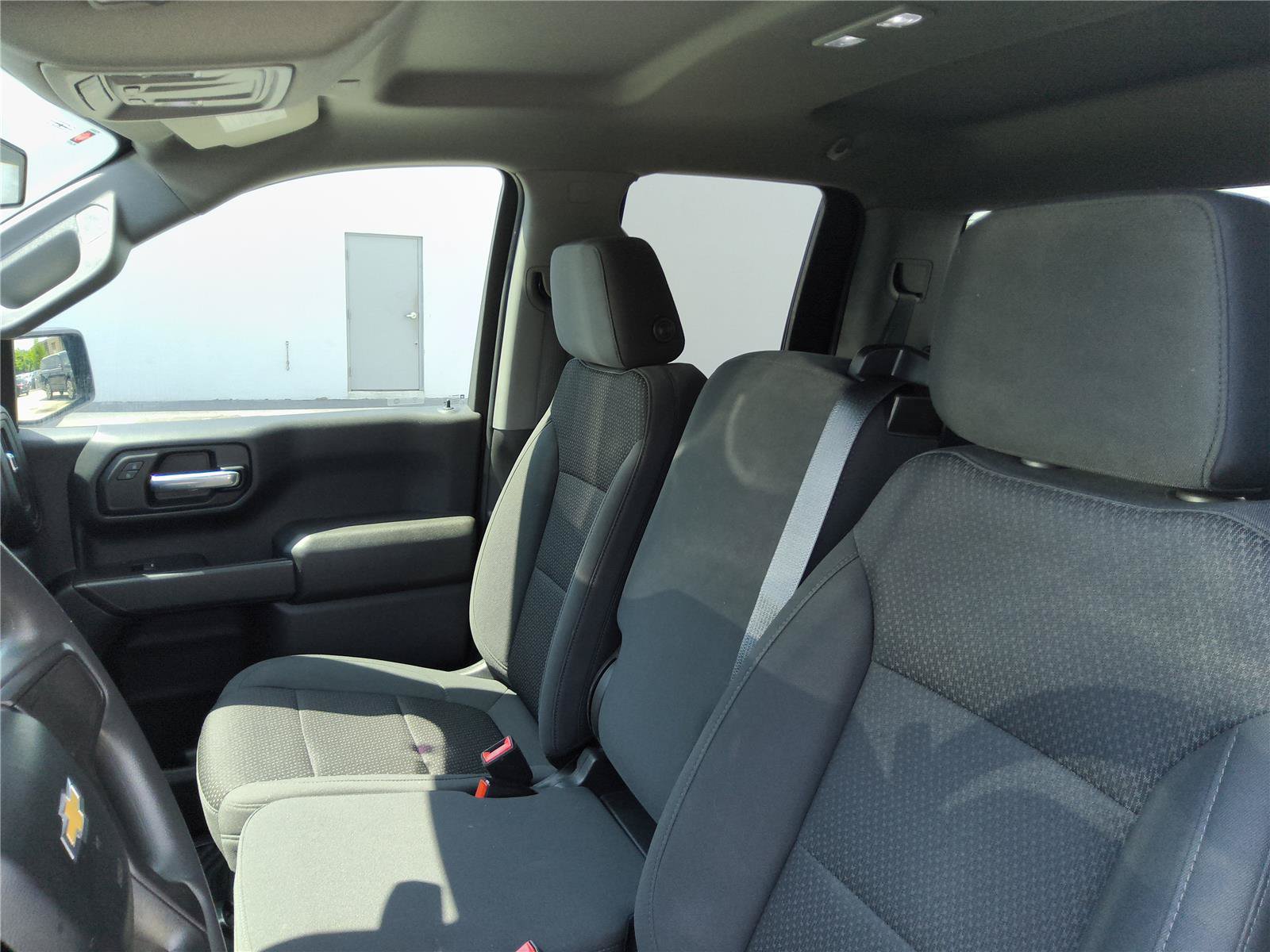 Used 2021 Chevrolet Silverado 1500 Custom w/ LPO, Dark Essentials Package RWD image 14