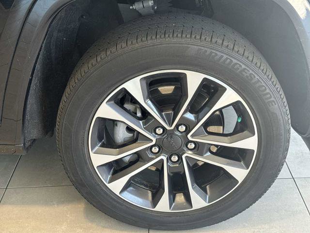 Used 2023 Jeep Grand Cherokee L Overland AWD/4WD image 37