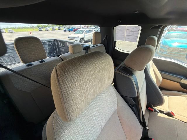Certified 2022 Ford F150 XLT w/ Bed Utility Package AWD/4WD image 17