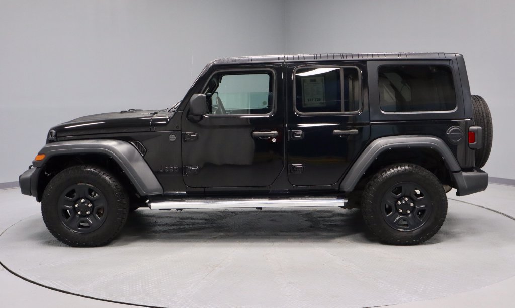 Used 2023 Jeep Wrangler Unlimited Sport AWD/4WD image 7