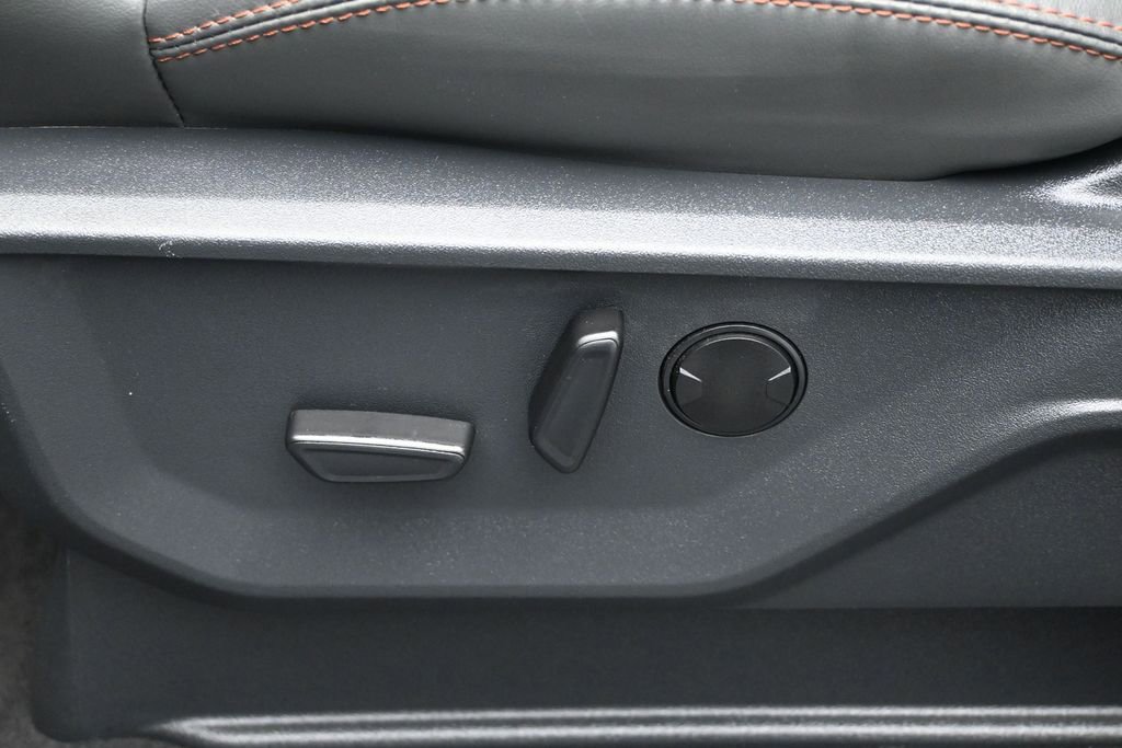 Certified 2025 Ford Expedition Active AWD/4WD image 11