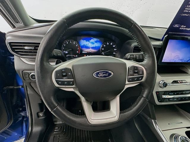 Certified 2021 Ford Explorer XLT w/ Equipment Group 202A image 17