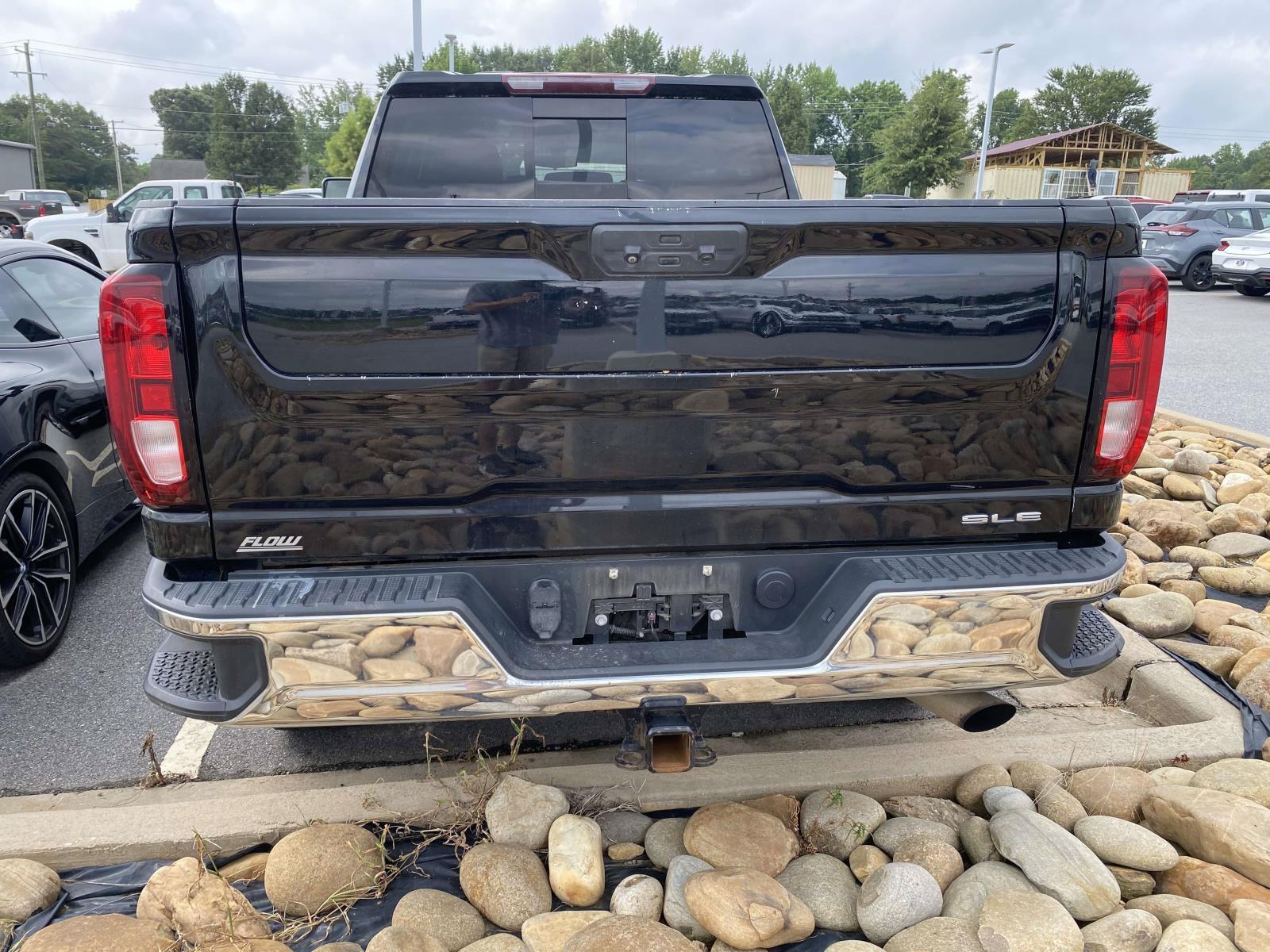 Used 2022 GMC Sierra 2500 SLE w/ SLE Value Package; AWD/4WD image 6