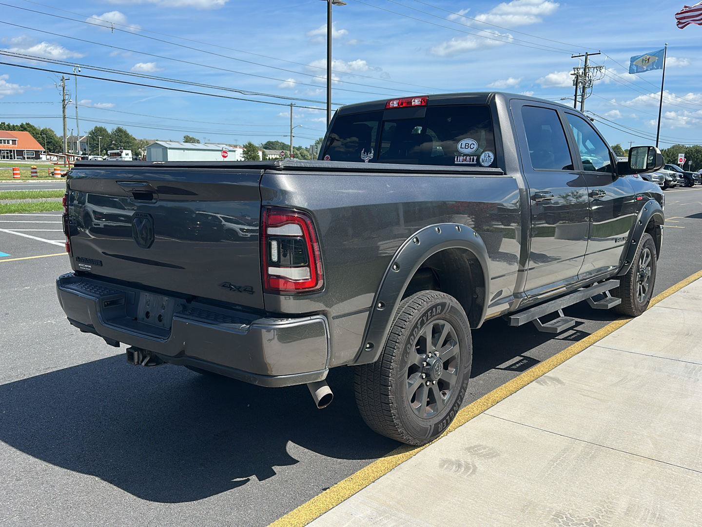 Used 2022 RAM 2500 Laramie AWD/4WD image 5