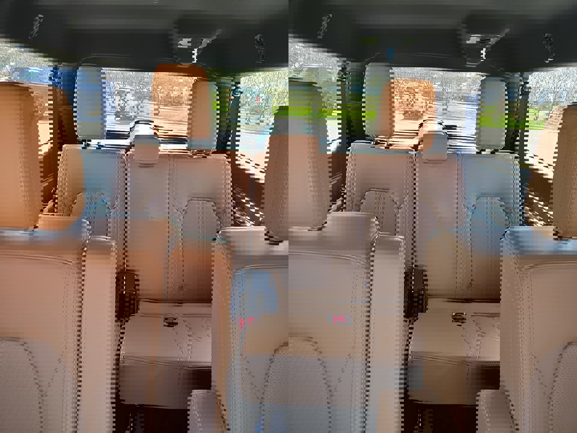 Certified 2024 Ford Expedition Max Platinum image 23