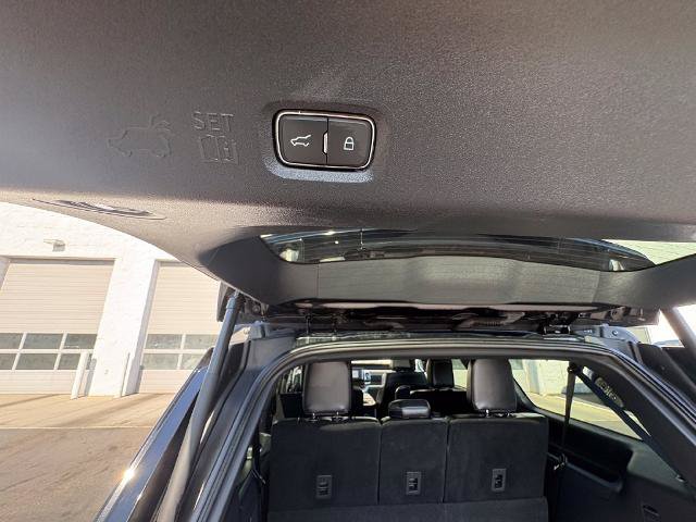 Certified 2025 Ford Expedition Max Platinum w/ Stealth Appearance Package AWD/4WD image 25
