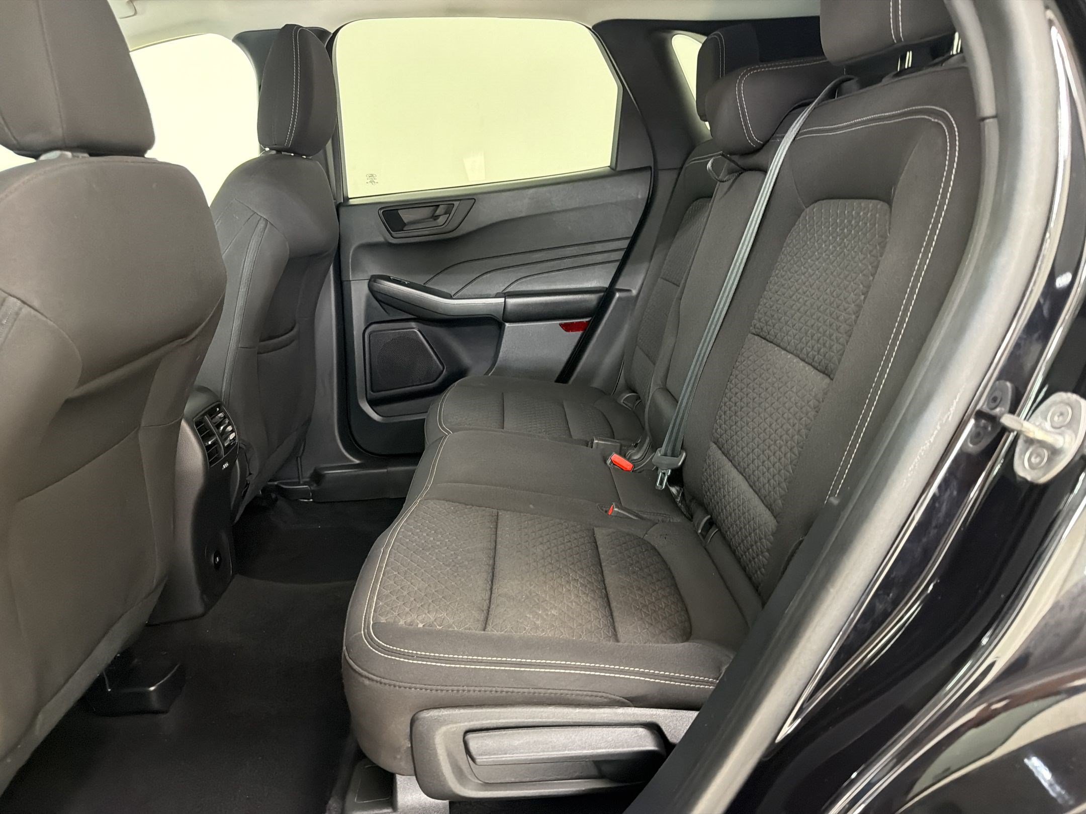 Certified 2023 Ford Escape Active AWD/4WD image 24