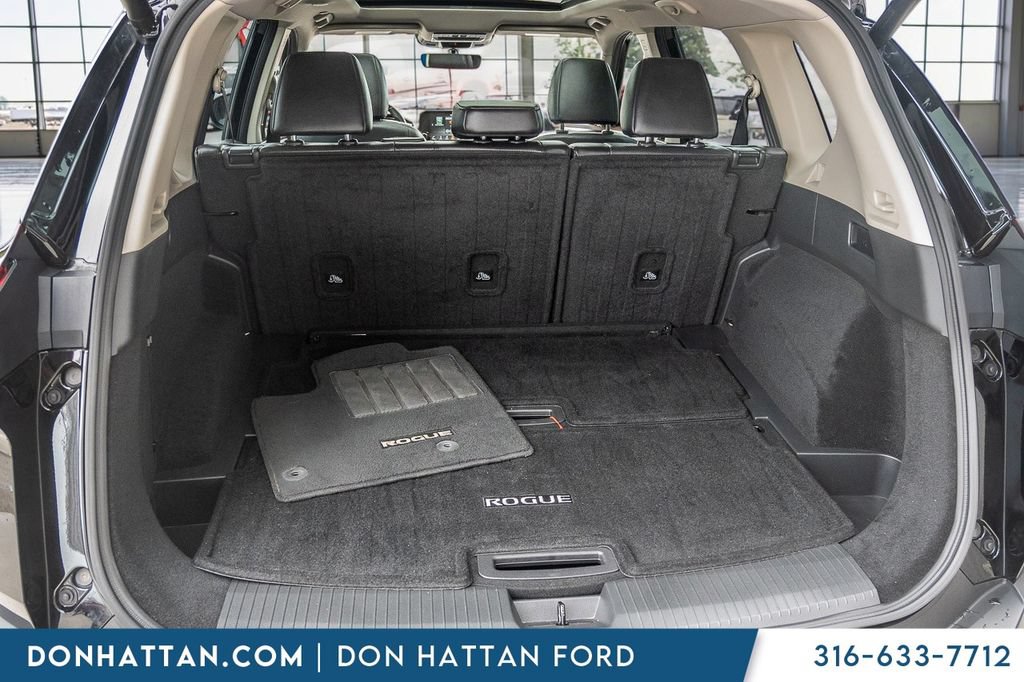 Used 2023 Nissan Rogue Platinum w/ Platinum Premium Package AWD/4WD image 29