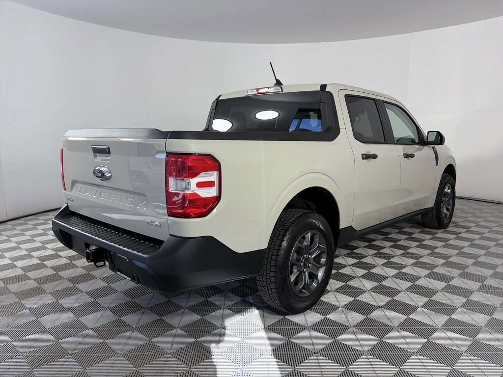 Certified 2024 Ford Maverick XLT w/ XLT Luxury Package image 5