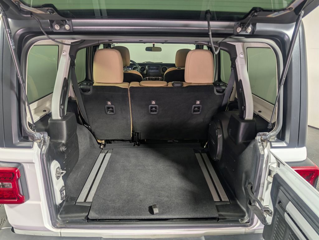 Used 2019 Jeep Wrangler Unlimited Sport S AWD/4WD image 7