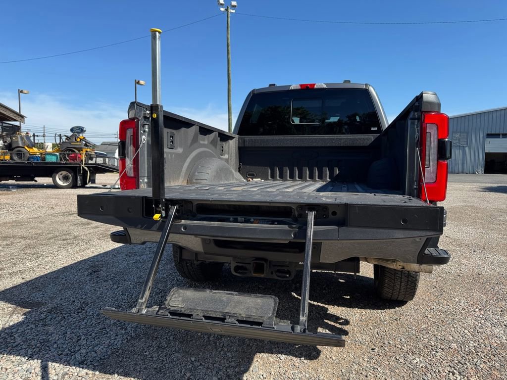 Certified 2024 Ford F350 Platinum image 29