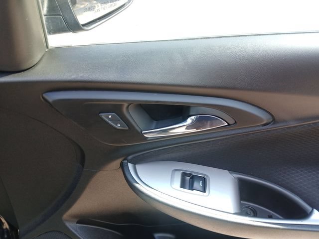 Used 2023 Chevrolet Malibu LT FWD image 43