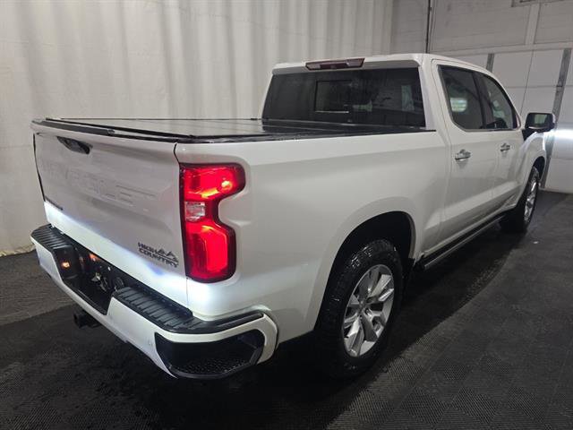 Used 2019 Chevrolet Silverado 1500 High Country w/ High Country Premium Package image 3
