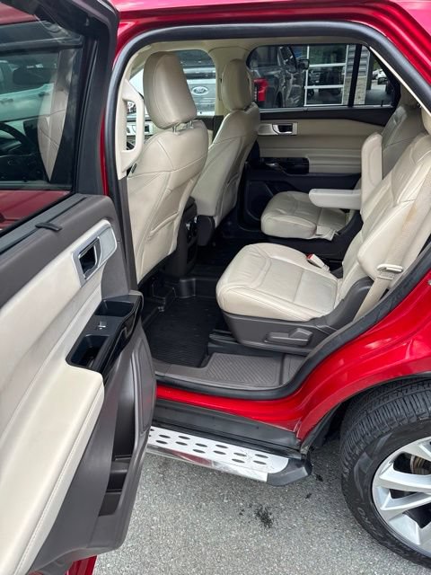 Certified 2021 Ford Explorer Platinum w/ Equipment Group 601A AWD/4WD image 22