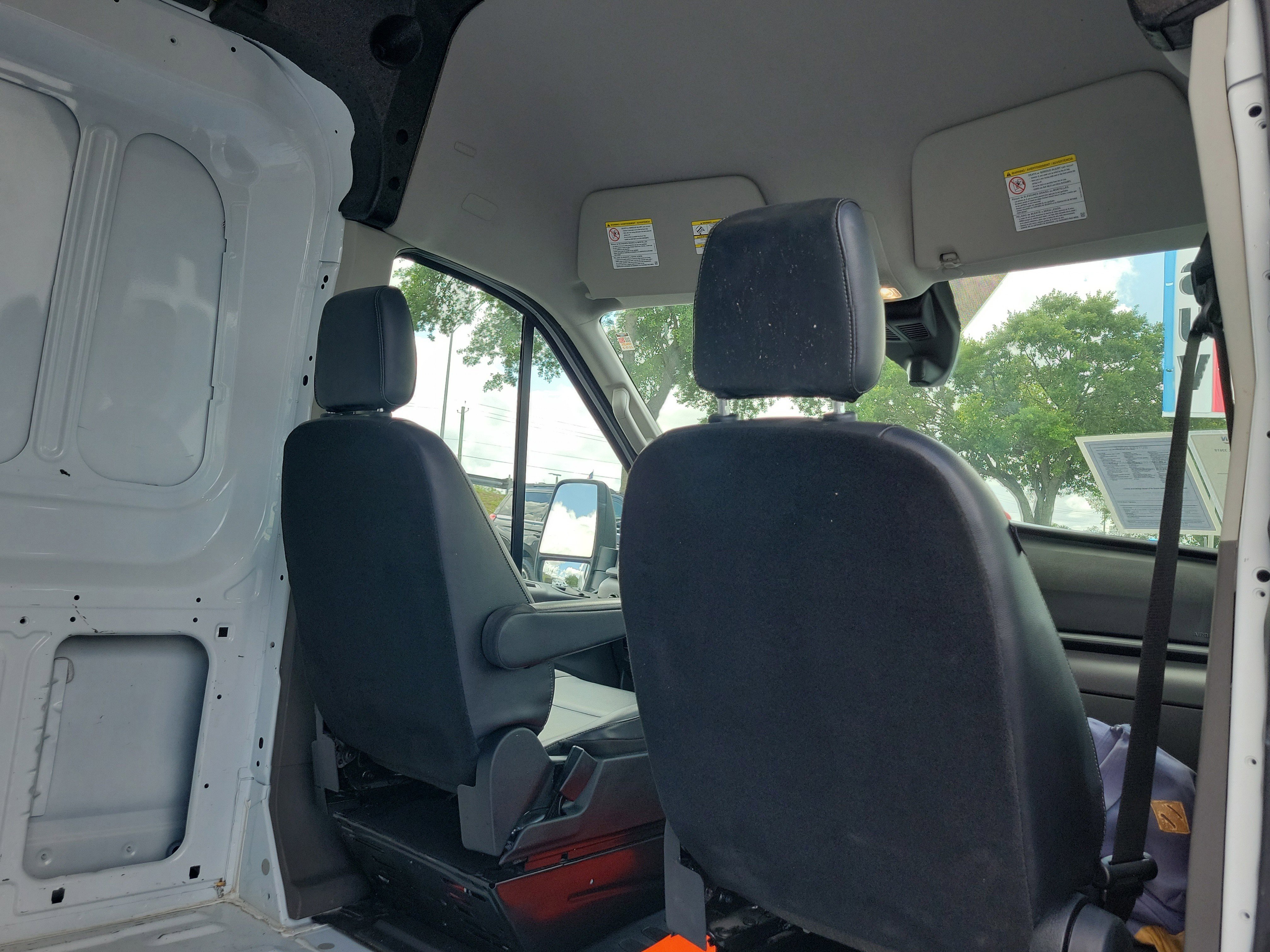 Certified 2025 Ford Transit 250 148 High Roof Extended RWD image 13