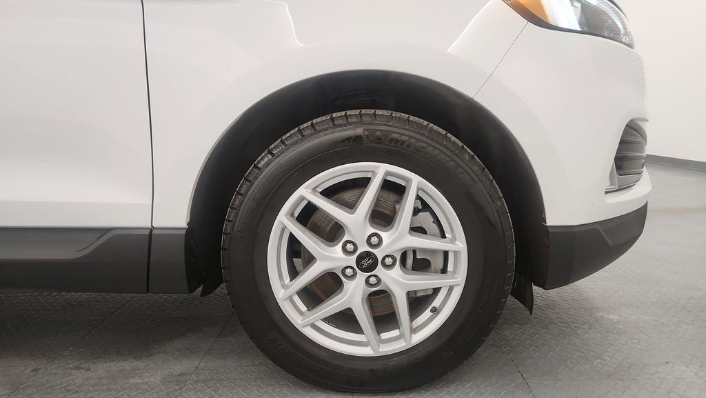 Certified 2023 Ford Edge SEL w/ Convenience Package image 24