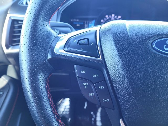Certified 2024 Ford Edge ST-Line AWD/4WD image 24