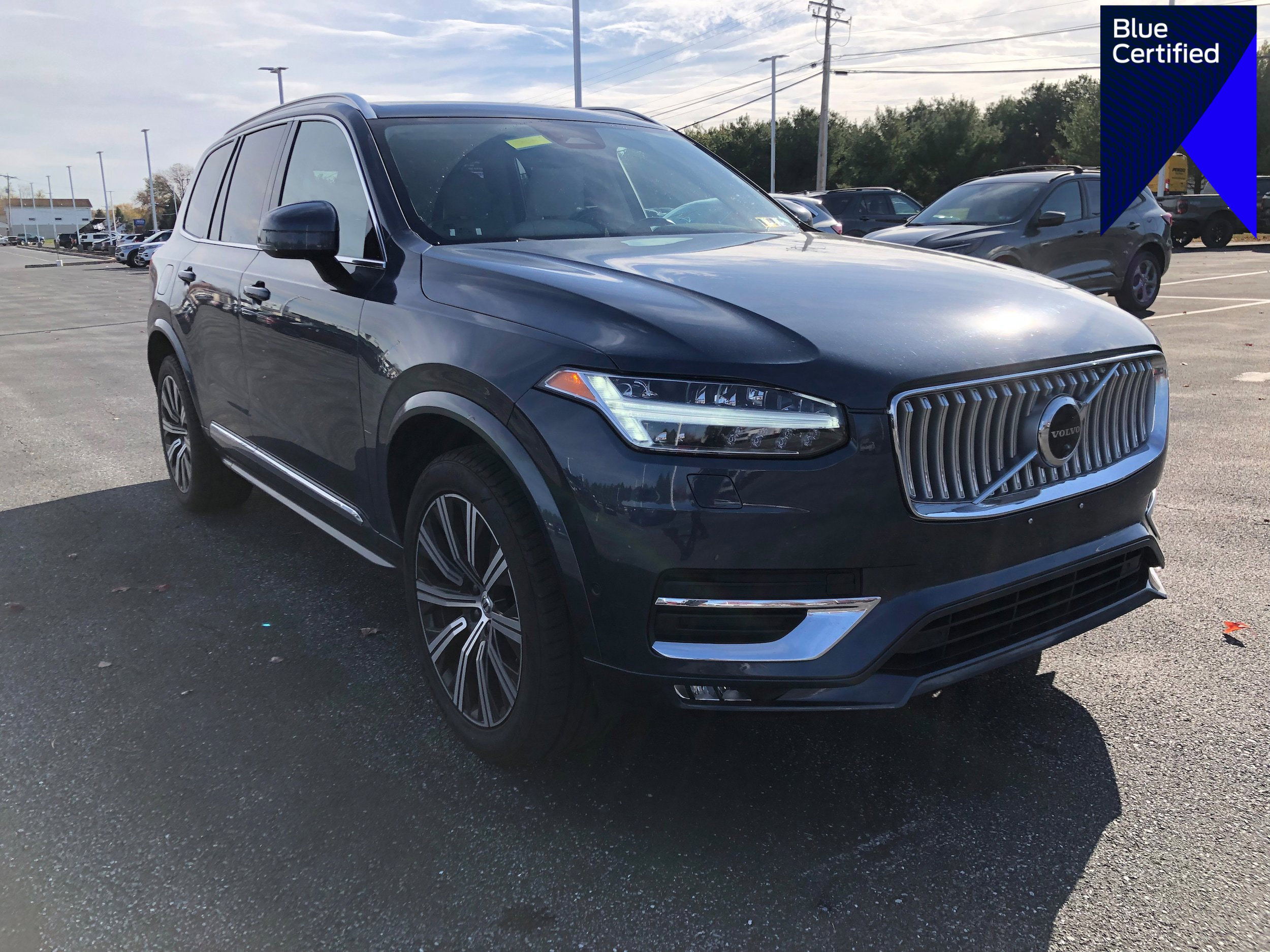 Used 2023 Volvo XC90 B6 Plus image 1