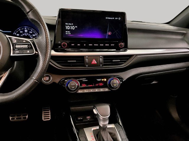 Used 2023 Kia Forte GT-Line w/ GT-Line Technology Package FWD image 6