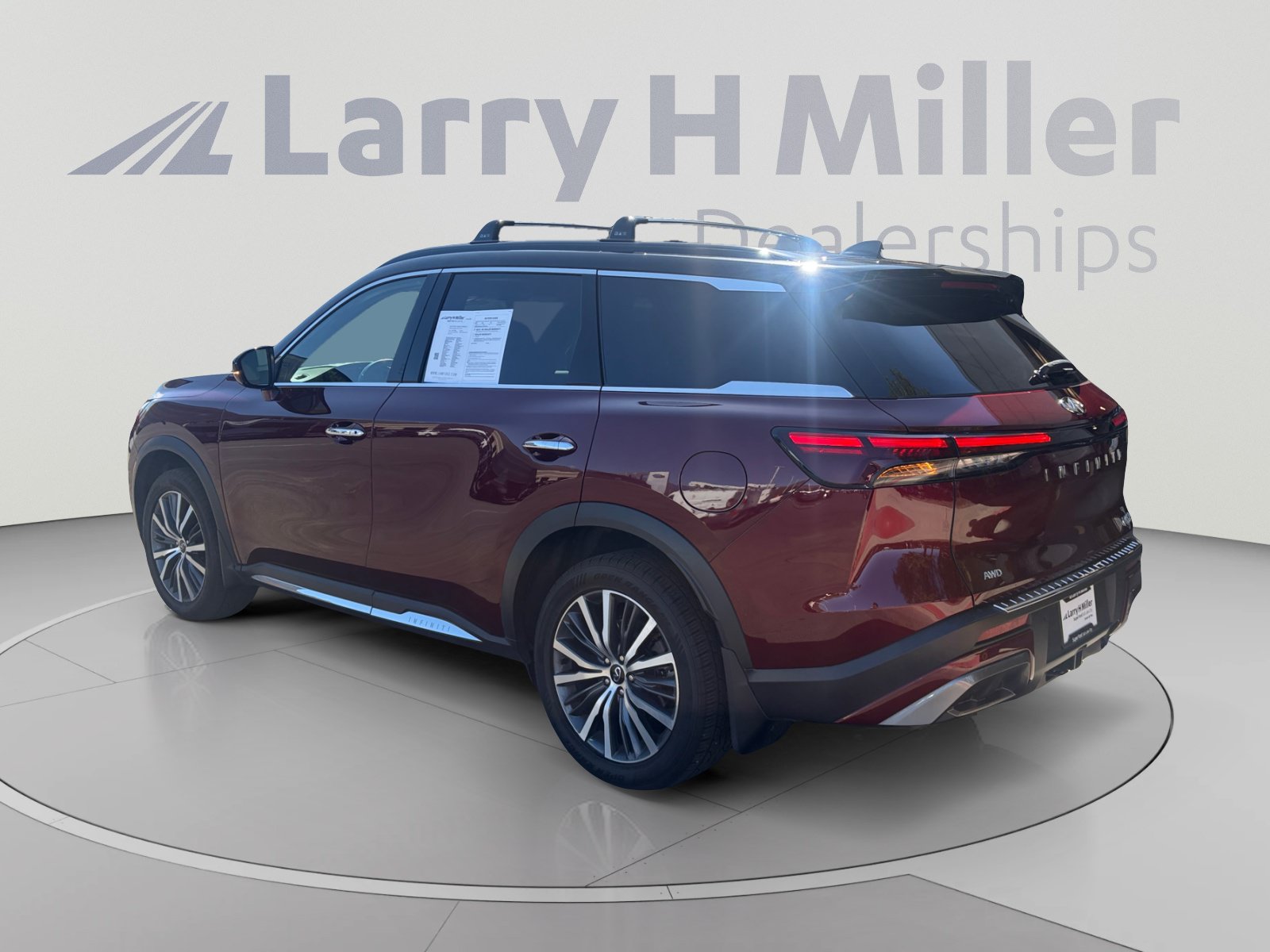 Used 2023 INFINITI QX60 Autograph w/ Cargo Package AWD/4WD image 3