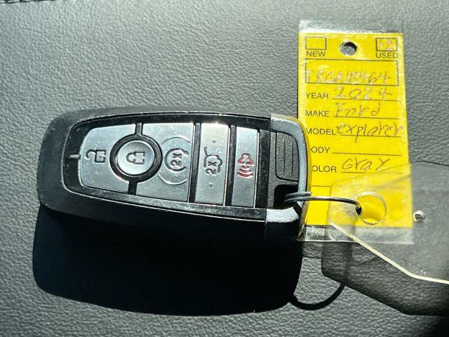 Certified 2024 Ford Explorer XLT w/ Equipment Group 202A AWD/4WD image 35