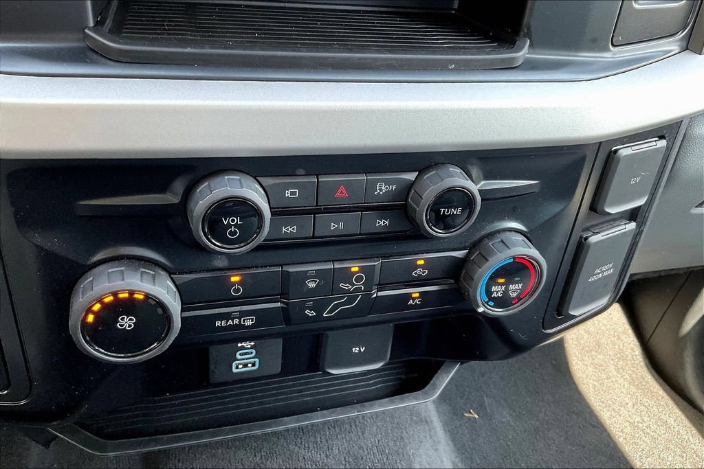 Certified 2025 Ford F250 XLT w/ 360-Degree Camera Package AWD/4WD image 16