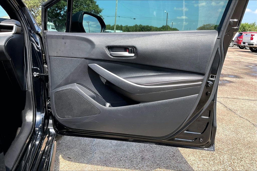 Used 2024 Toyota Corolla SE image 29