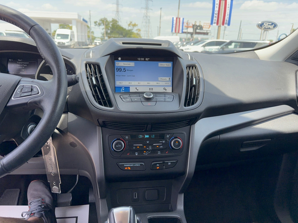Certified 2018 Ford Escape SEL AWD/4WD image 22