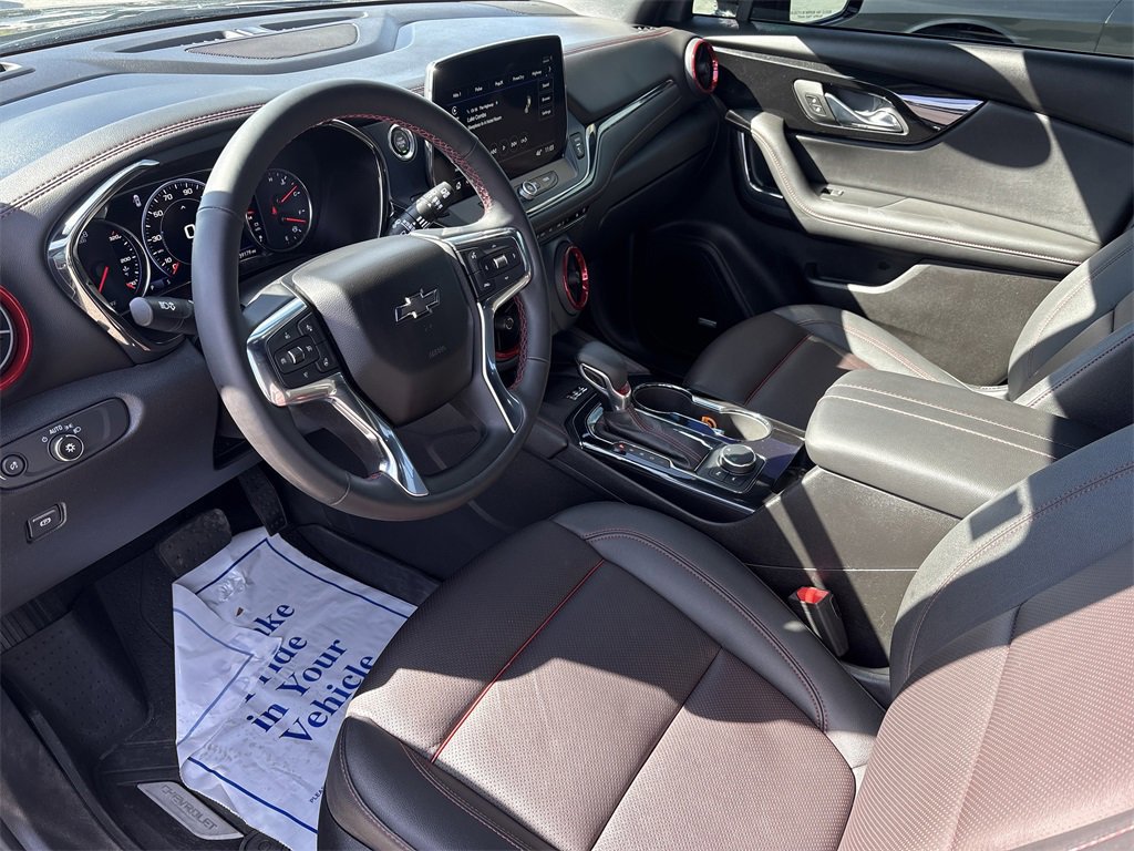 Used 2024 Chevrolet Blazer RS w/ Enhanced Convenience Package image 12