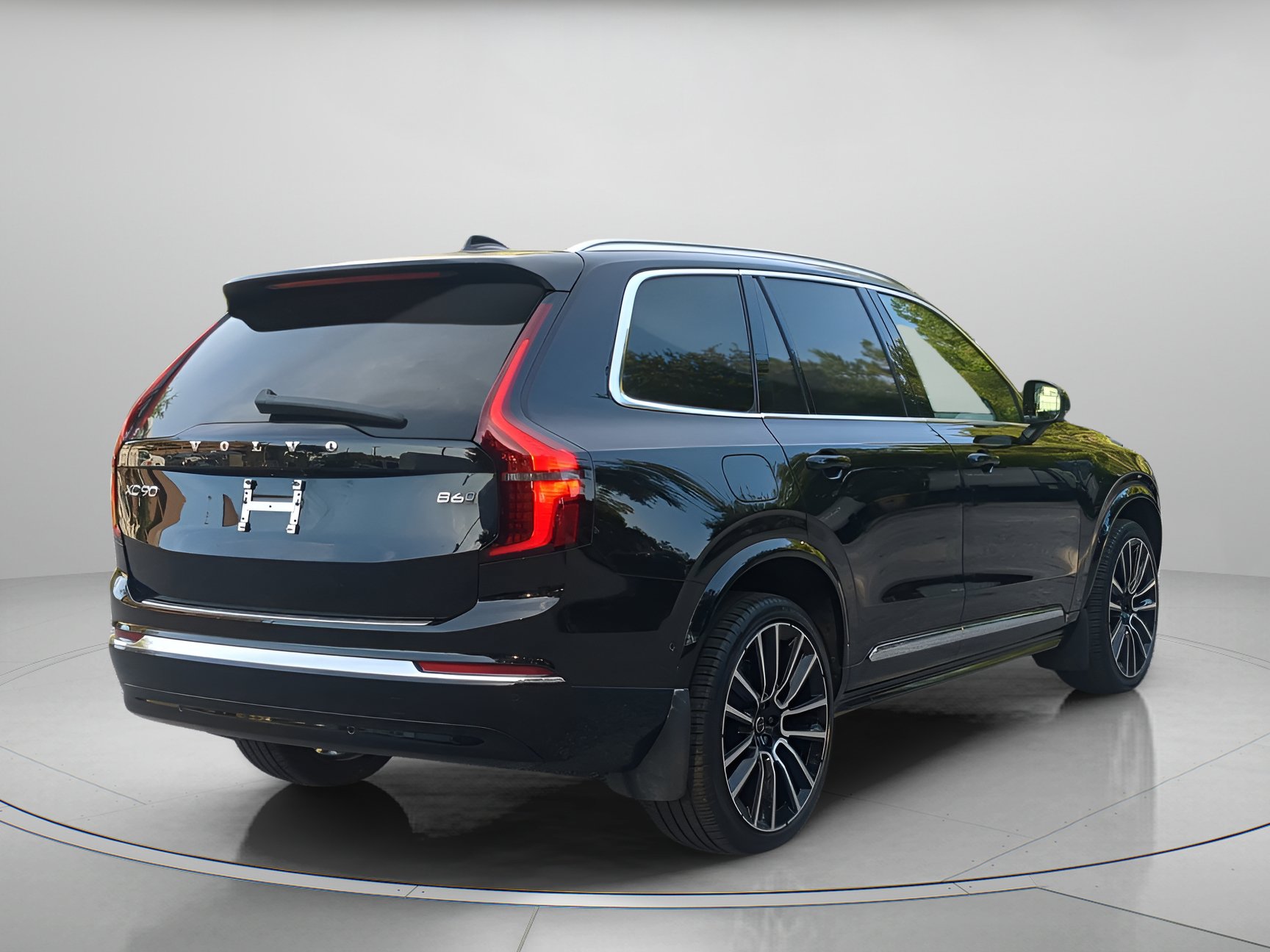 Used 2026 Volvo XC90 B6 Plus w/ Protection Package Premier AWD/4WD image 40