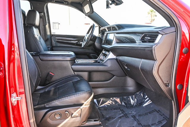 Used 2021 GMC Yukon Denali w/ Denali Premium Package RWD image 19