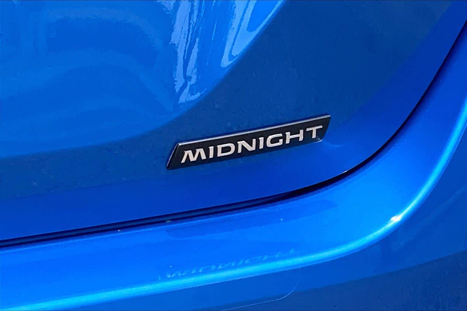 Used 2025 Nissan Sentra SR w/ Midnight Edition FWD image 10